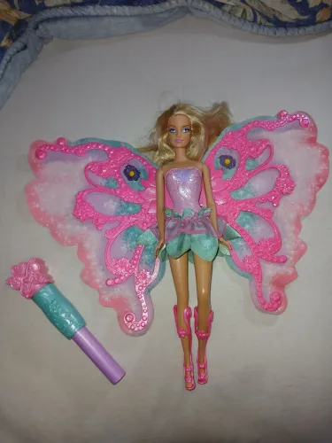 Boneca Barbie Borboleta 