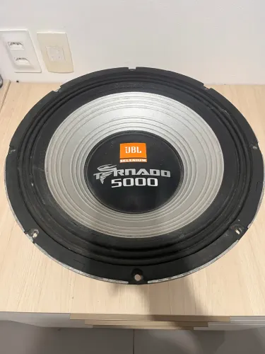 Subwoofer tornado 5000 de 15 polegadas