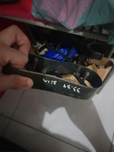 Maquinário de fazer chinelo
