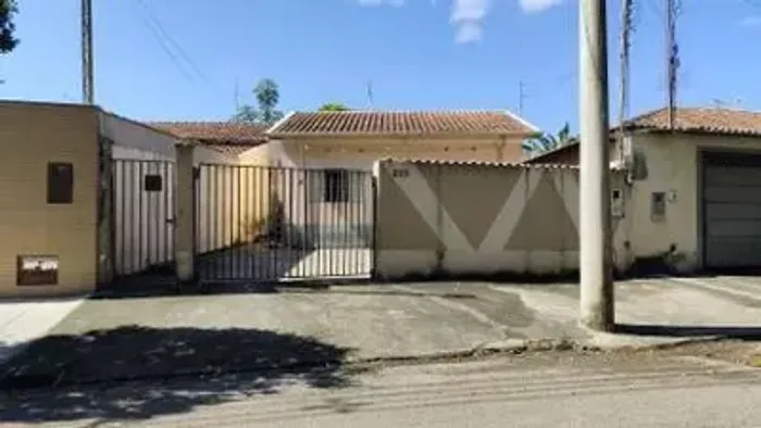 Casa 95m² com Terreno 180m² | Mococa-SP | Jardim Alvorada | Oportunidade - Próx. à Av. Joã