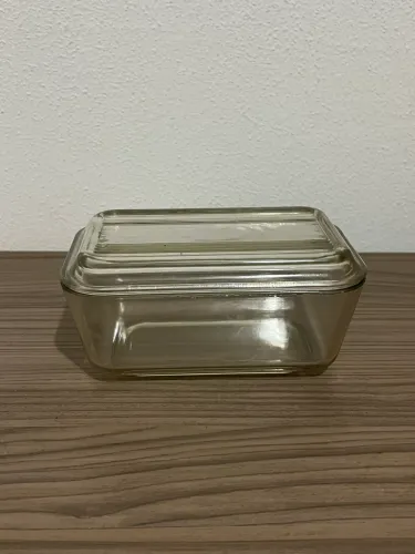 Pote / Manteigueira Pyrex com tampa 17x11cm