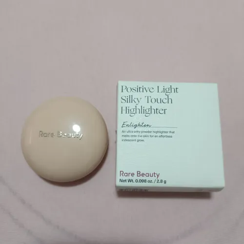Iluminador Rare Beauty Original - Enlighten