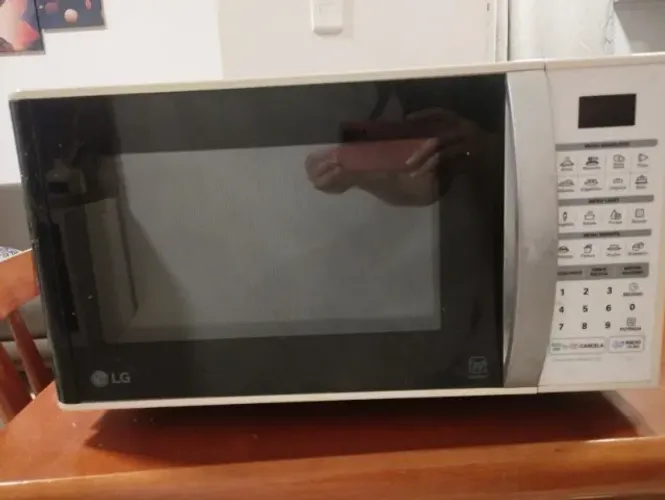 Micro-ondas LG 35L