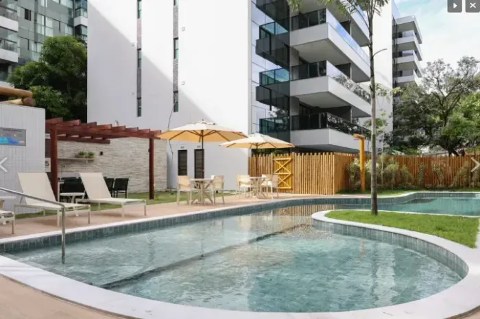Imóvel para venda possui 139 metros quadrados com 4 quartos em Monteiro - Recife - PE