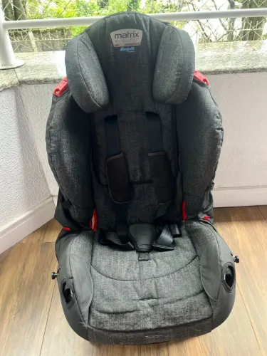 Cadeirinha infantil