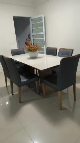 Mesa com cadeiras parcelo no cartão