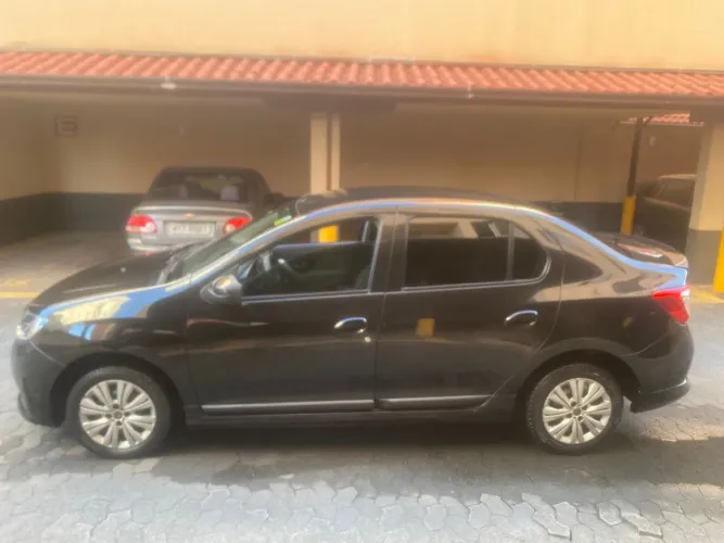 Renault Logan Expression Hi-flex 1.6 8V 4P 2014