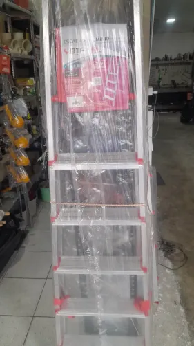 Escada de alumínio