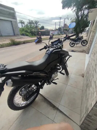Honda Bros 160 2024 - 14 Mil KM