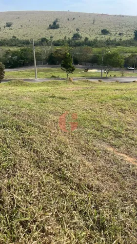 Terreno no condomínio Bella Vitta para venda com 360m² - Caçapava - SP