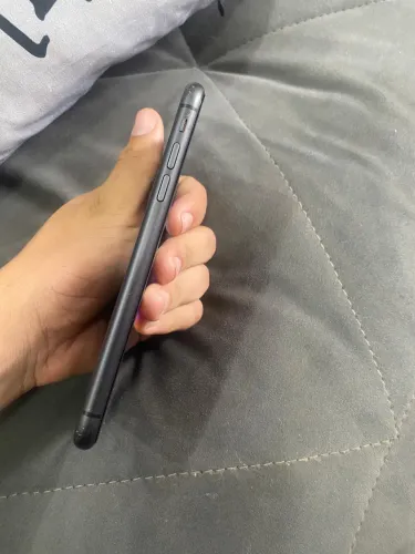 iPhone 11 128gb nunca aberto todo original