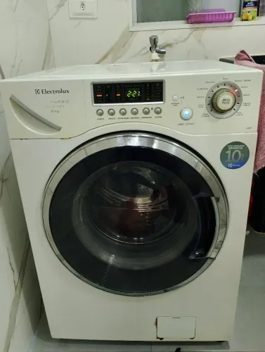 Máquina de lavar Electrolux 9 kgs