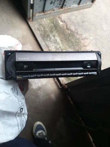 Vendo quatro radios