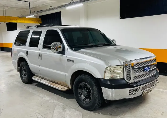 Ford F-250 Tropical 4.2 CE / CD Diesel TB 2002