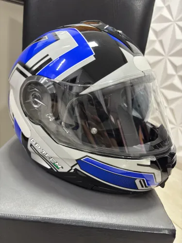Capacete GP Tech Fusion articulado 