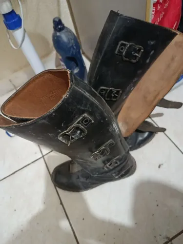 Bota couro legitimo de ipica