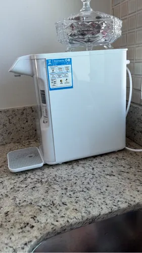 VENDO: Electrolux Purificador de Água Gelada Fria e Natural Elétrico Compacto