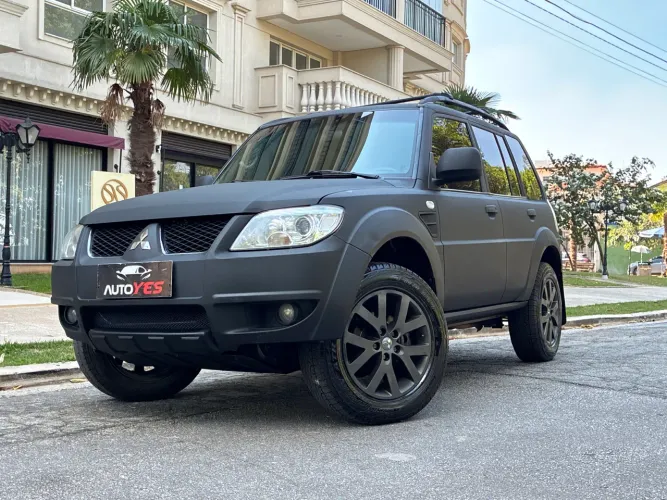 Mitsubishi Pajero TR4 2.0/ 2.0 Flex 16V 4X4 Aut. 2010