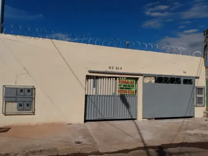 VENDO LOTE 250m ESCRITURADO COM 04(Quatro) Kitnets na QNN21-Ceilândia Norte