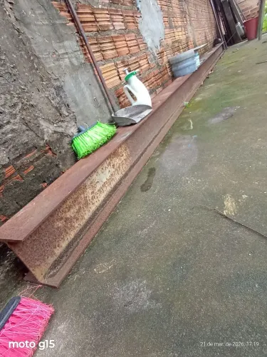 Viga de aço tipo H