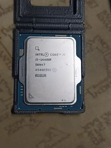 Intel core i5 14400f