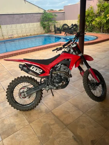 CRF 250F 2023 PARTICULAR C/ ACESSÓRIOS