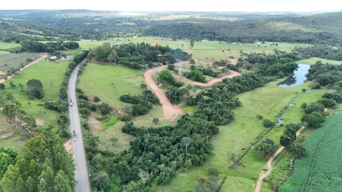 Chacaras em Cond. em Aragoiania GO 040. Parc R$593