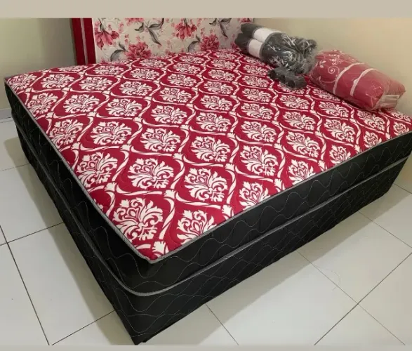 CAMA . QUEEN mega