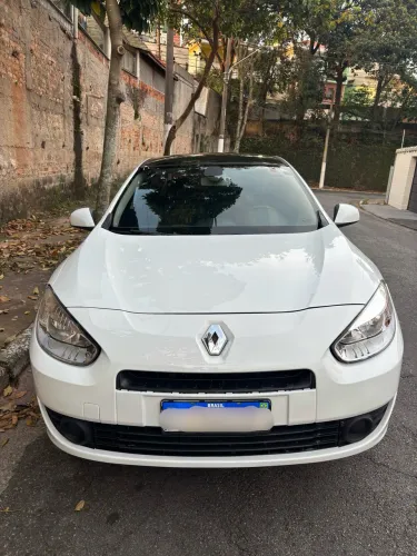 Renault Fluence Sed. Dynamique 2.0 16V Flex Aut. 2013
