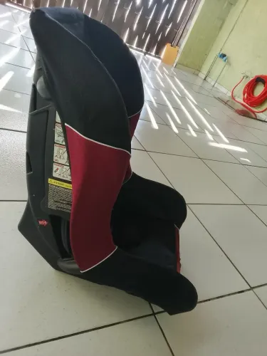 Vendo cadeira para auto.