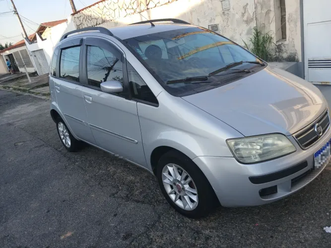 Fiat Idea ELX 1.4 MPI Fire Flex 8V 5P 2010