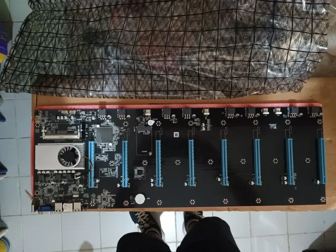 Placa mãe para mineração e game 