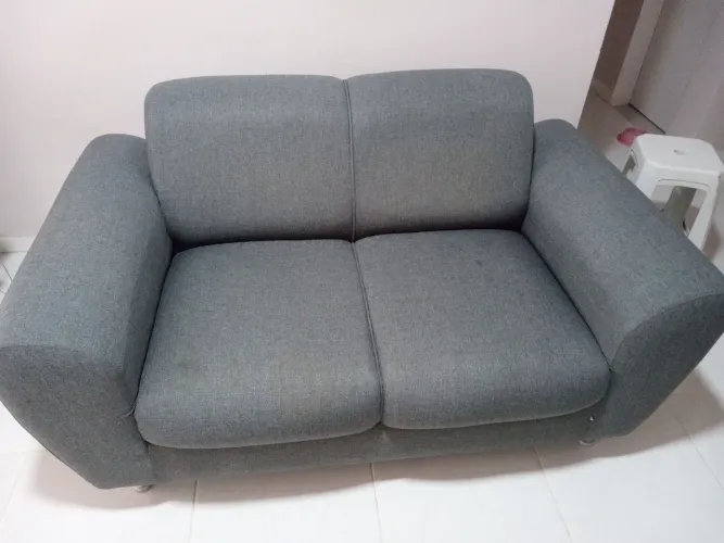Sofá 2 lugares