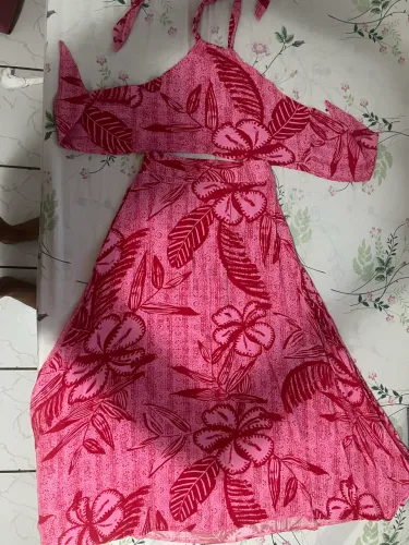 Cj de saia é top e vestido 