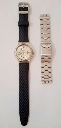 Relógio swacth original com pulseira extra.