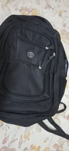Mochila usada preta