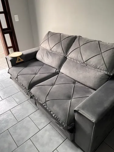 Sofá retrátil e reclinável 