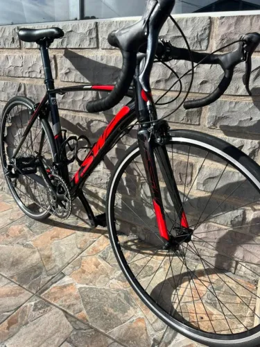 Bicicleta Speed TSW TR10