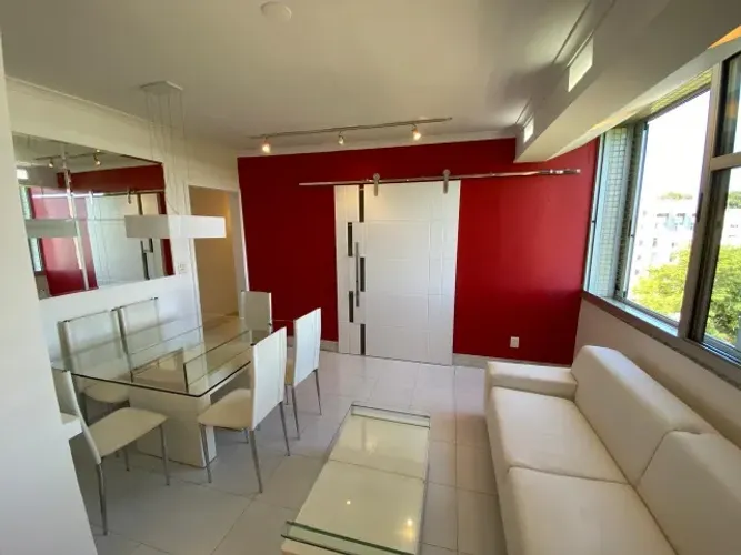 OPORTUNIDADE ÚNICA NA ASA SUL - SQS 210 | REFORMADO, SEMI-MOBILIADO E PRONTO PARA MORAR!