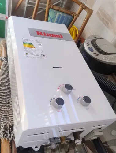 Aquecedor a gás semi novo