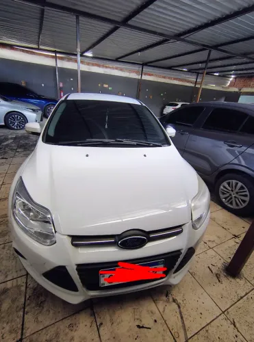 Ford Focus 1.6 S/1.6 SE Flex 16V 5P AUT 2015