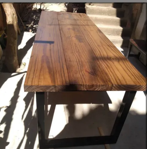 Mesa de madeira mássica Angelim
