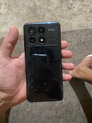 Poco x6 pro 512gb e 12 de ram