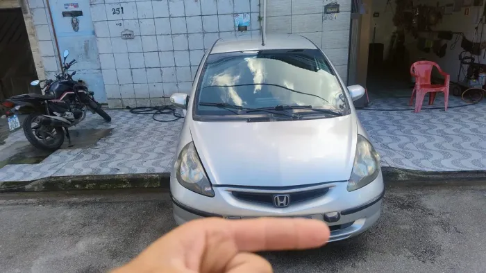 Honda fit ex automático 2007  $ 30 mil pra ir logo