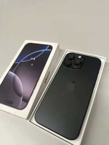 Iphone 16 Pro Max 512GB / Bateria 95% / Troco / Parcelo em 12x