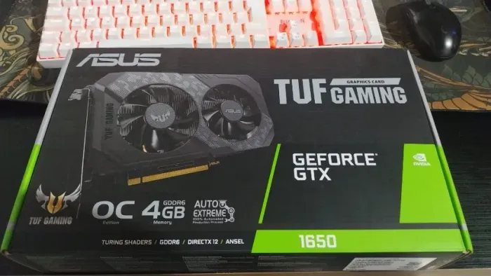 Placa de video GTX 1650 4GB