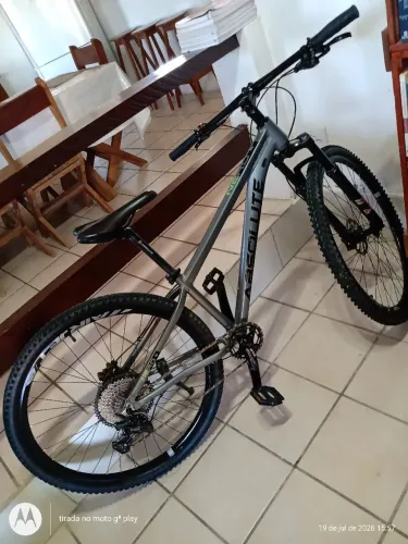 Vendo uma Bike seminova