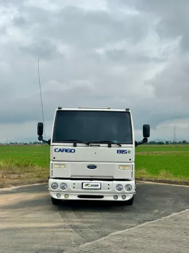 Ford cargo 815 E