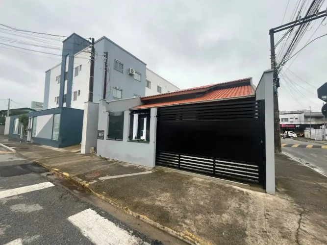 Casa para aluguel em Cordeiros - Itajaí