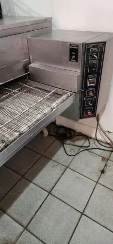 Forno esteira